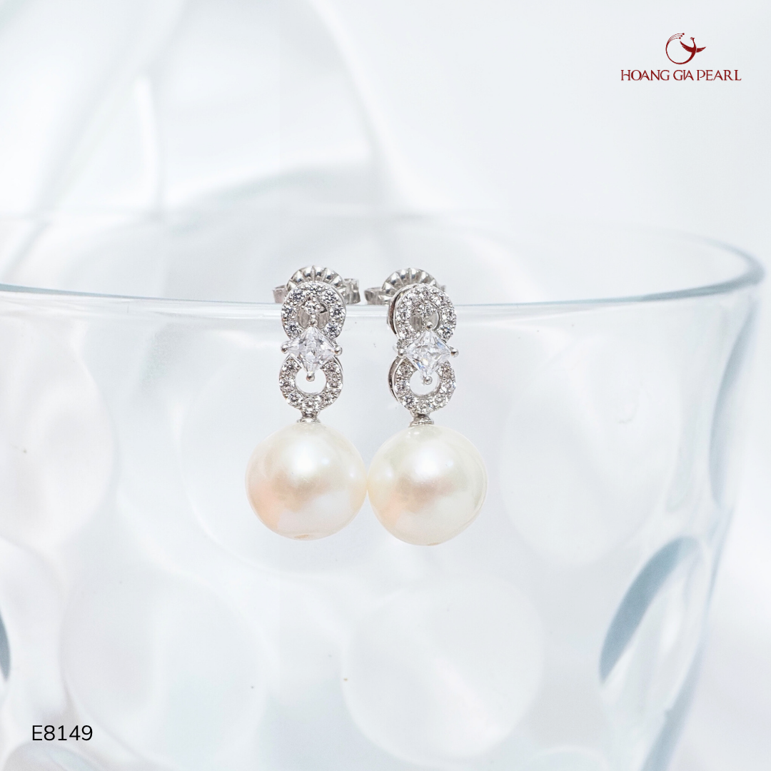 Figure Eight Earrings