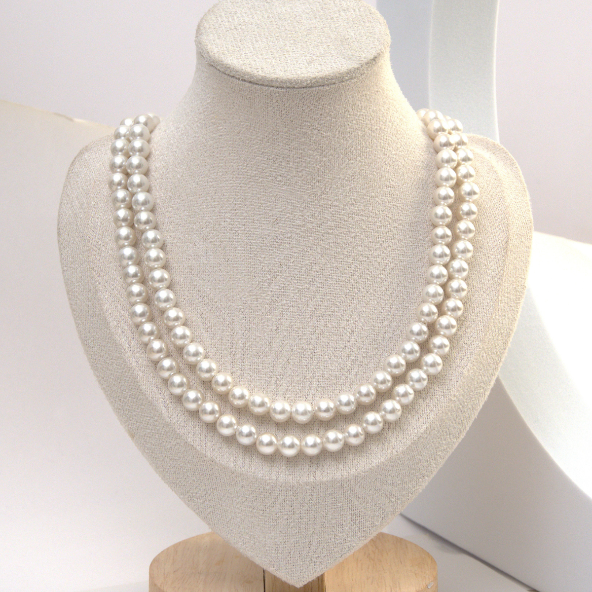 Classic Charm Pearl Necklace C0005