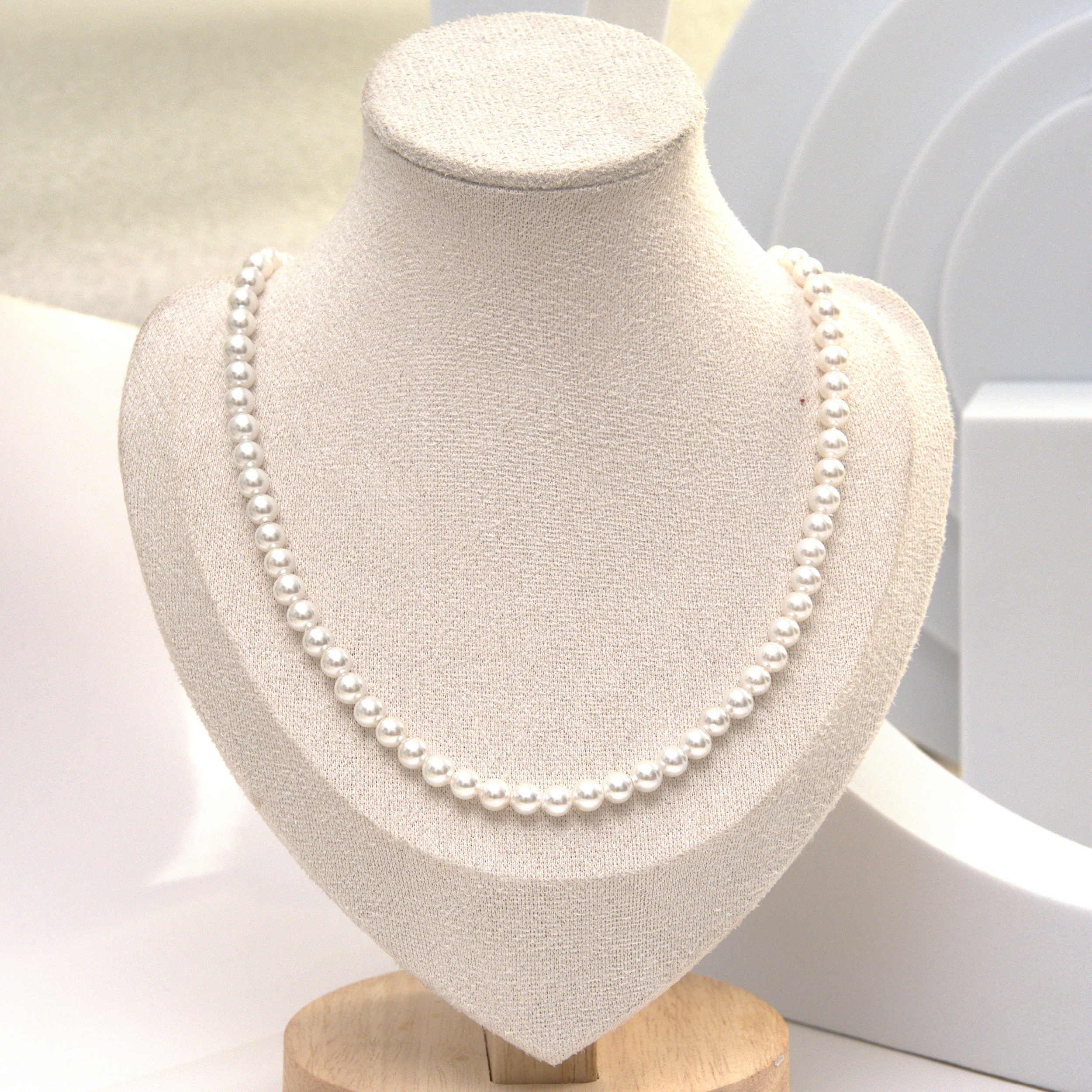 The Muse Pearl Necklace