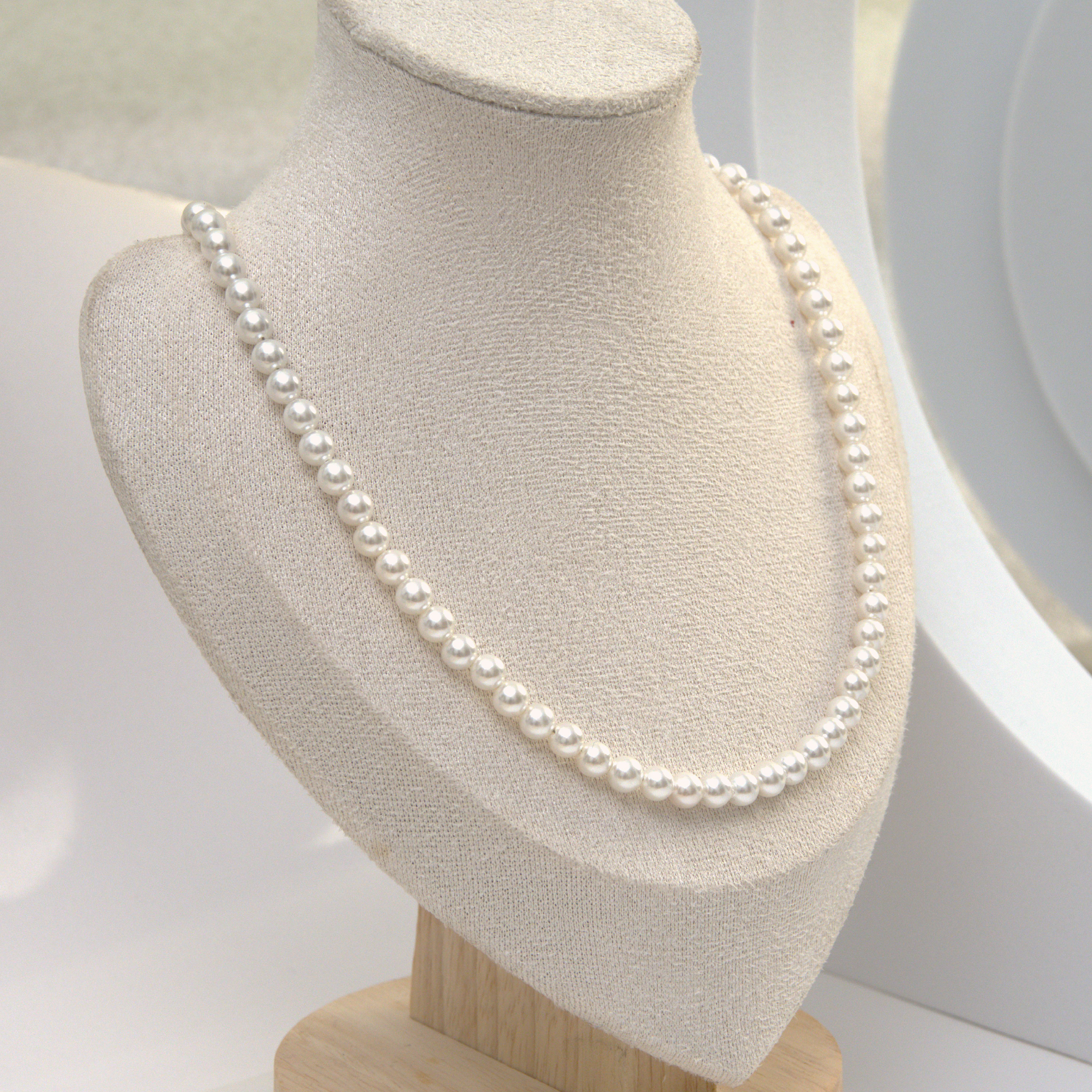 The Muse Pearl Necklace